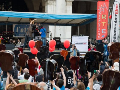 MilleChitarre in Piazza – ELE0299