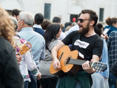 MilleChitarre in Piazza – ELE0221